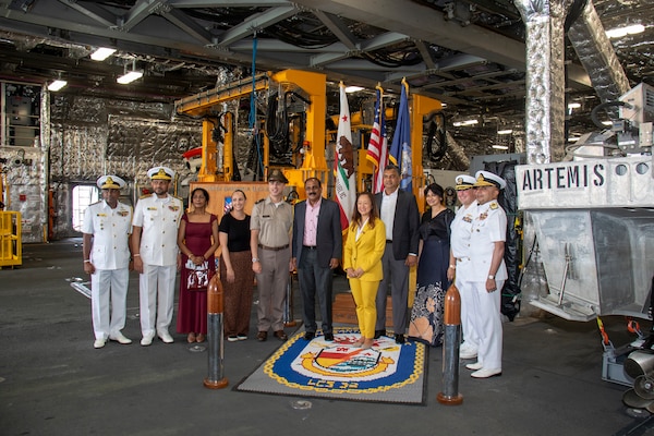 Cmdr. Adam Ochs, commanding officer of the Independence-variant littoral combat ship USS Santa Barbara (LCS 32) poses for a photo with senior Sri Lankan defense officials in the mission bay during a tour, Aug. 16, 2025. Santa Barbara conducted a port visit to Colombo, Sri Lanka while on a rotational deployment to the U.S. 7th Fleet area of operations to strengthen partnerships in the South Asia region. (U.S. Navy photo by Electronics Technician 2nd Class Alexander Klee)