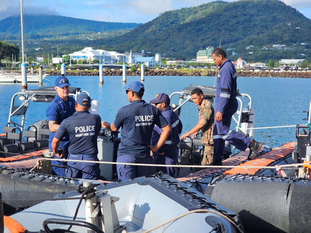 A U.S. Coast Guard Mobile Training Team member conducts training with Samoan Police Maritime Wing officers offshore Apia, Samoa, Aug. 12, 2025. Participants participated in the training as part of Operation Ika Moana, a maritime initiative that brought together national and regional partners to conduct coordinated patrols, surveillance, joint exercises and crew exchanges. (U.S. Coast Guard photo)