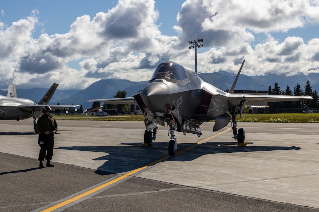 A U.S. Marine Corps Capt. Justice Grammar a F-35B lightning II pilot with Marine Fighter Attack Squadron (VMFA) 533, Marine Aircraft Group 31, 2nd Marine Aircraft Wing runs through pre-flight checks during ARCTIC EDGE 25 (AE25) at Joint Base Elmendorf-Richardson, Alaska