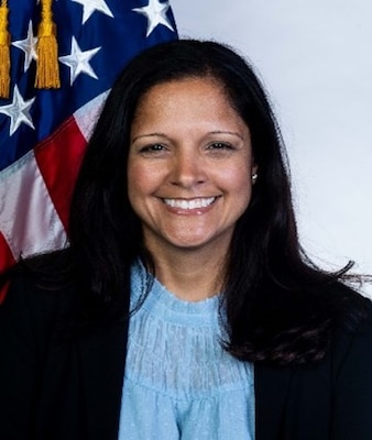 Maria Thomas headshot