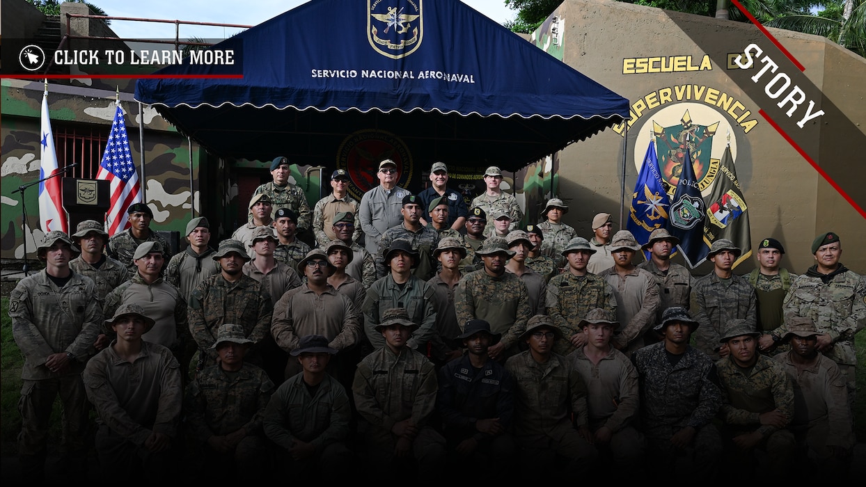 U.S. Marines and Panamanians graduate from combined jungle course