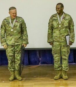 Army Reserve cyber warriors attend combined ceremony welcoming new leaders
