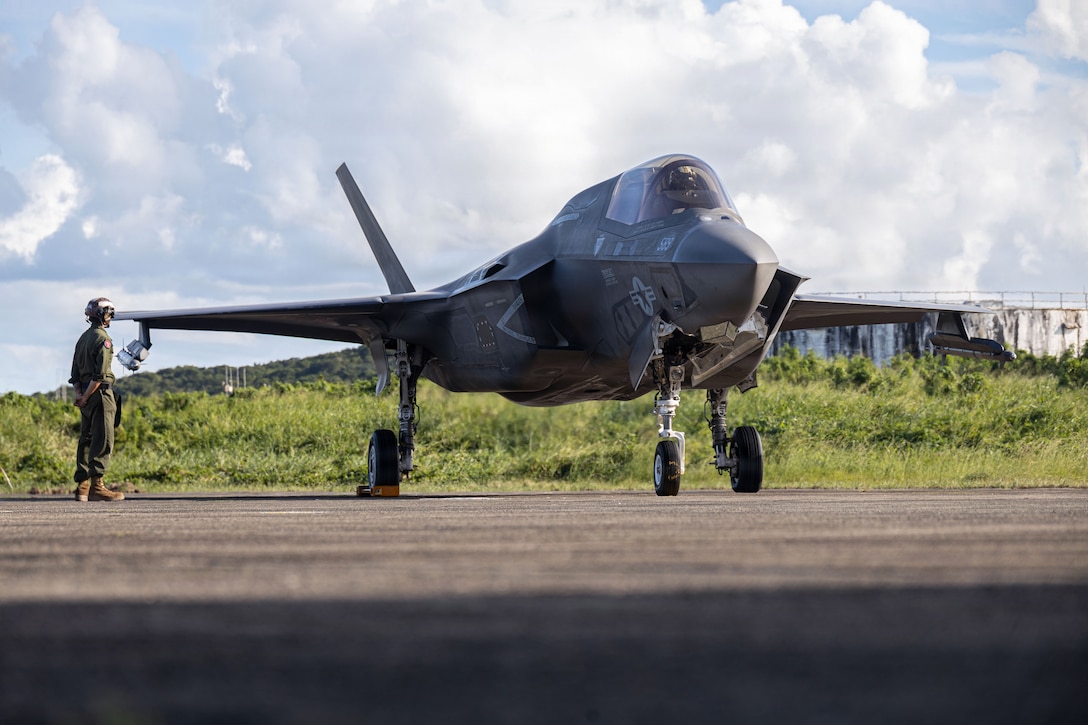 A U.S. Marine Corps pilot and plane captain with Marine Fighter Attack Squadron (VMFA) 225, U.S. Marine Corps Forces South, conduct preflight checks on a U.S. Marine Corps F-35B Lightning II assigned to VMFA-225 at Jose Aponte de la Torre Airport in Ceiba, Puerto Rico, Nov. 20, 2025. U.S. military forces are deployed to the Caribbean in support of the U.S. Southern Command mission, Department of War-directed operations, and the president’s priorities to disrupt illicit drug trafficking and protect the homeland. (U.S. Marine Corps photo)