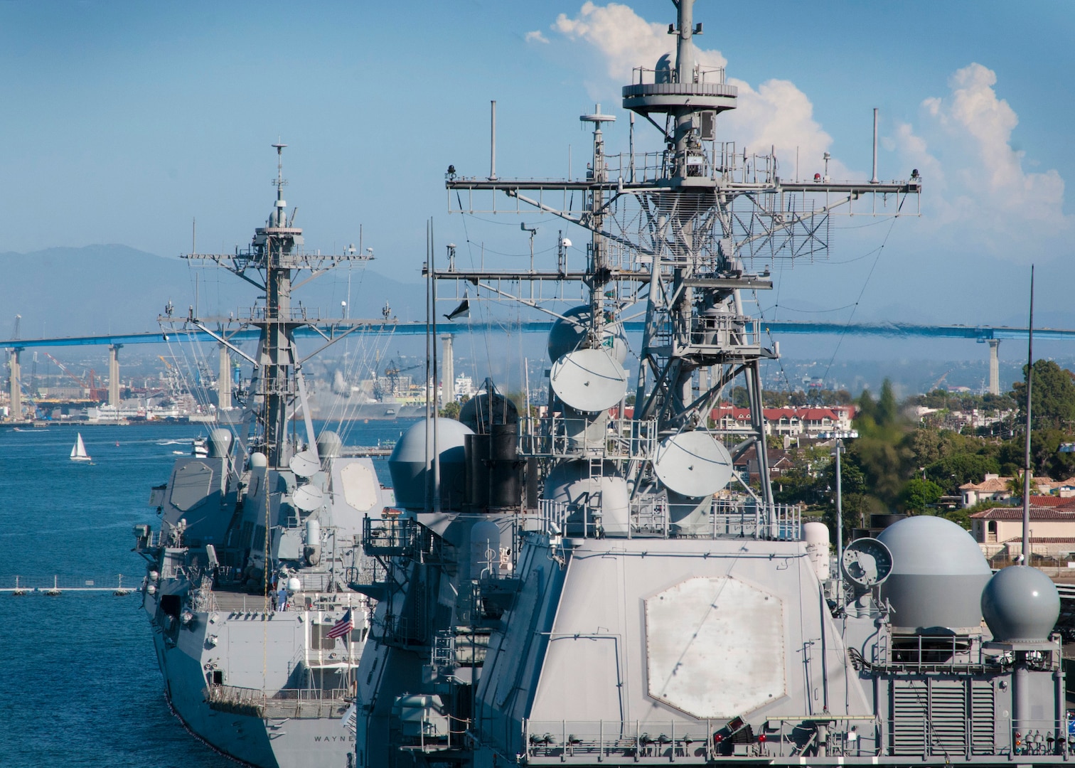 SAN DIEGO, Calif. – The Arleigh Burke-class guided missile destroyer USS Wayne E. Meyer (DDG 108), the Ticonderoga-class guided missile cruiser USS Cape St. George (CG 71) and the San Antonio-class amphibious transport dock ship USS Somerset (LPD 25) opened for public tours at North Island Lima Pier during the Coronado Speed Festival as part of Fleet Week 2015. Cape St. George, a Ticonderoga-class guided missile cruiser, is equipped with four AN/SPG-62 Fire Control Radars. Two of these radars are located at the front of the vessel, on the port and starboard sides, while the other two are positioned at the aft superstructure, also on the port and starboard sides. (U.S. Navy photo by Mass Communications Specialist 1st Class Vladimir Ramos)