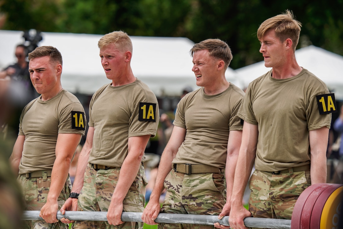 Soldiers participate in the Fitness Event during the 250th Army Birthday Festival on the National Mall, Washington, D.C., June 14, 2025. (U.S. Army photo by Sgt. 1st Class Crystal Harlow)