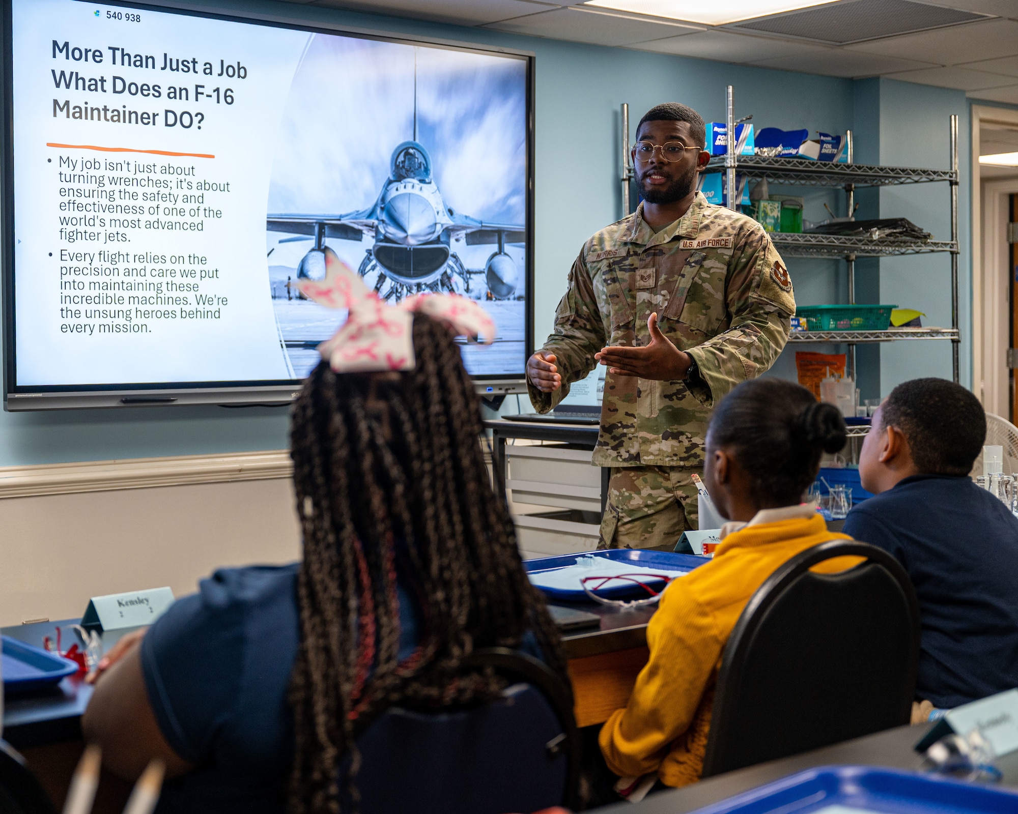 U.S. Airman Staff Sgt. John Norris, 42nd Wing Staff Agency occupational safety technician, speaks to a group of students about his previous career field as an F-16 Fighting Falcon crew chief during a STARBASE Maxwell session at Maxwell Air Force Base, Alabama, Oct. 14, 2025.