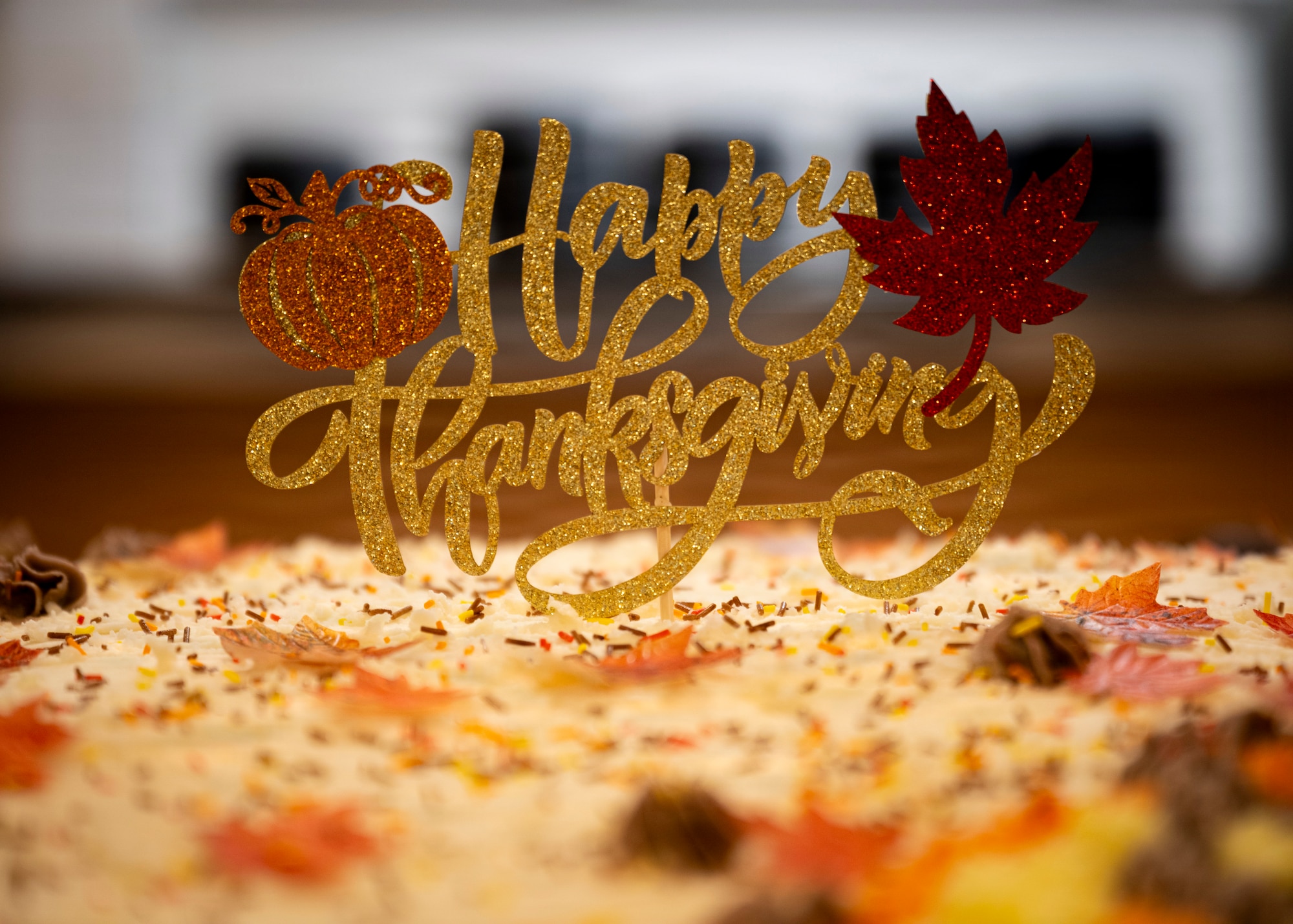 A cake sits on a dessert table at the Gateway Dining Facility at RAF Mildenhall, Nov. 26, 2025. The 100th Force Support Squadron and base leadership prepared and served meals to Airmen who are stationed away from home this holiday season. (U.S. Air Force photo by Staff Sgt. Nash Truitt)