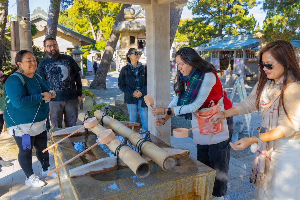 Commander, Fleet Activities Yokosuka (CFAY) Fleet & Family Support Center (FFSC) Zushi-Hayama hosts cultural and orientation tour for service members and families on November 21, 2025.
