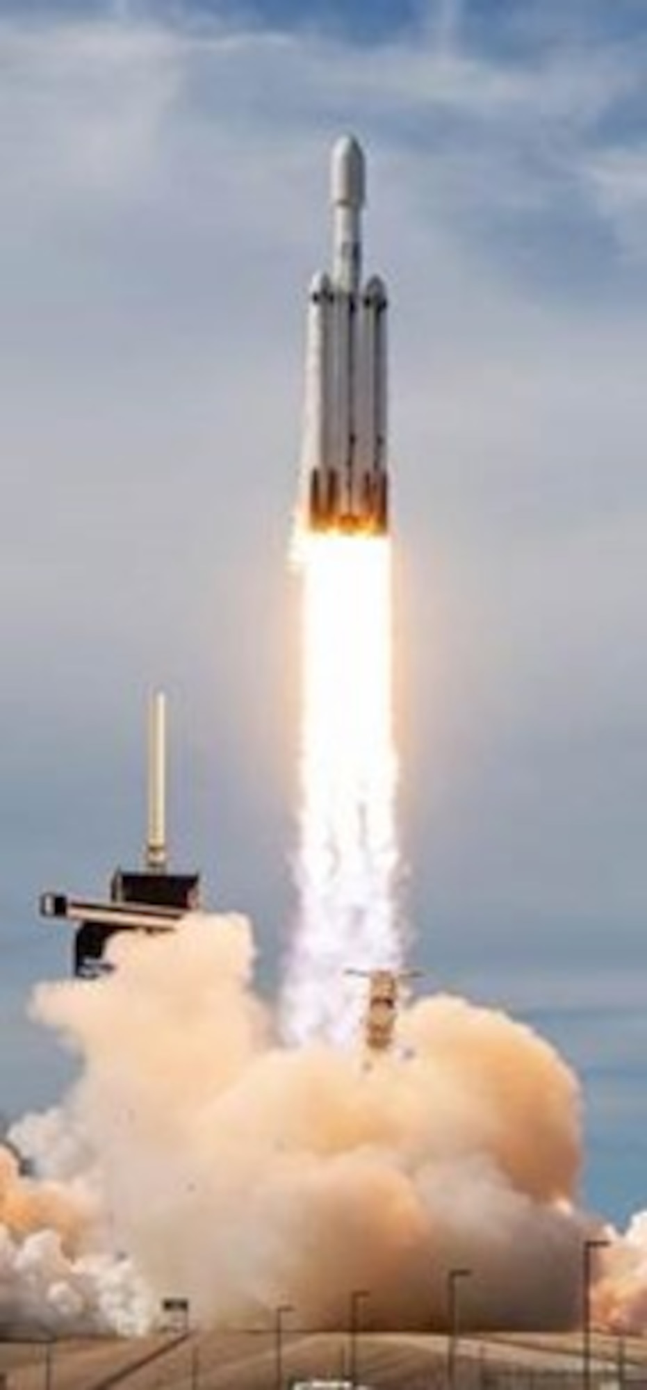 SpaceX—Falcon Heavy