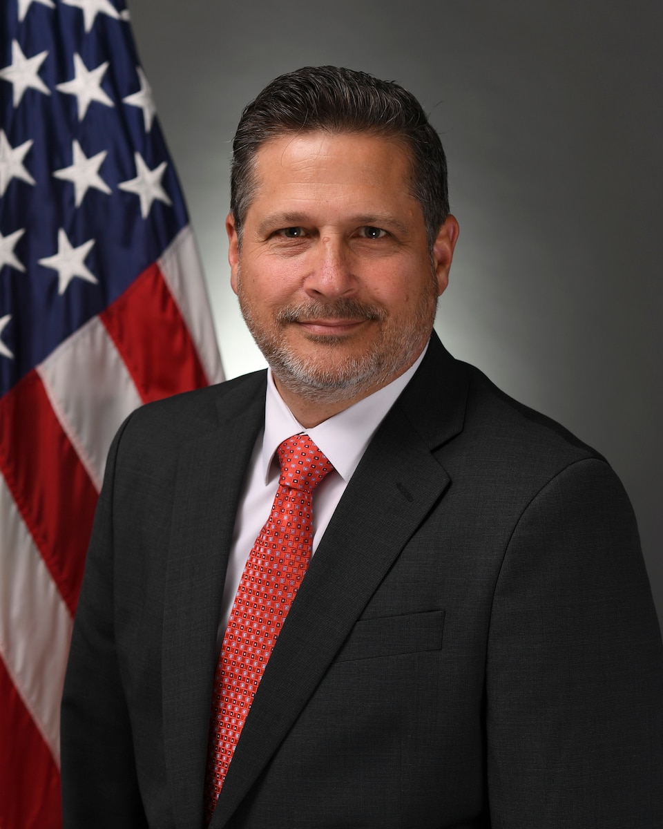 Official portrait of Mr Bryan Cannon