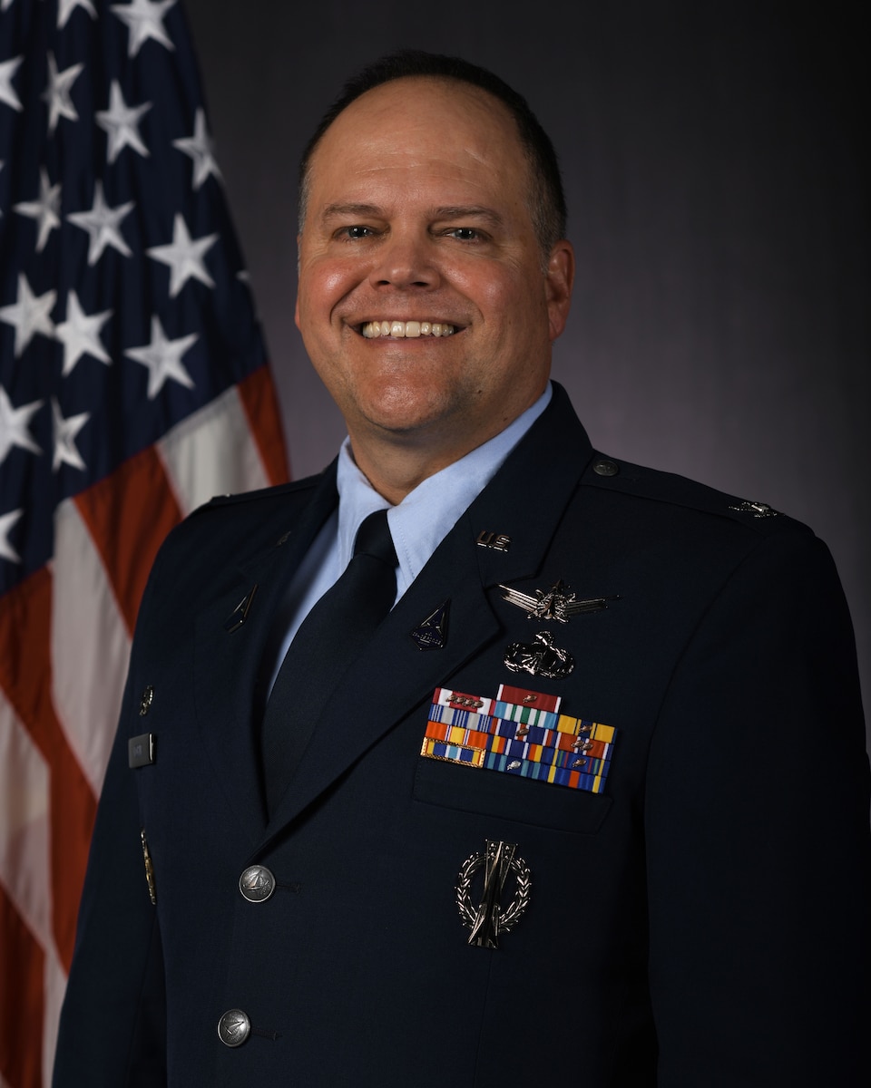 Official photo of Col. James T. Horne III, Space Launch Delta 30 commander