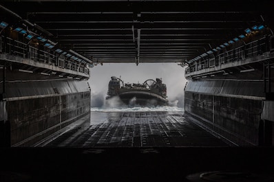 PACIFIC OCEAN (Dec. 3, 2025) — U.S. Navy Landing Craft, Air Cushion 32 with to Assault Craft Unit 5, embarks Wasp-class amphibious assault ship USS Boxer (LHD 4) during shore to ship operations in the Pacific Ocean, Dec. 3, 2025. The 11th Marine...