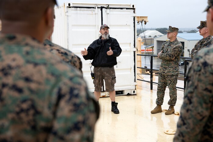 I MEF Visit Leverages Blount Island Expertise to Reinforce Readiness, Interoperability