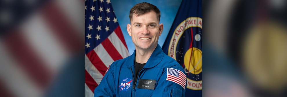 U.S. Army Astronaut Candidate CW3 Ben Bailey