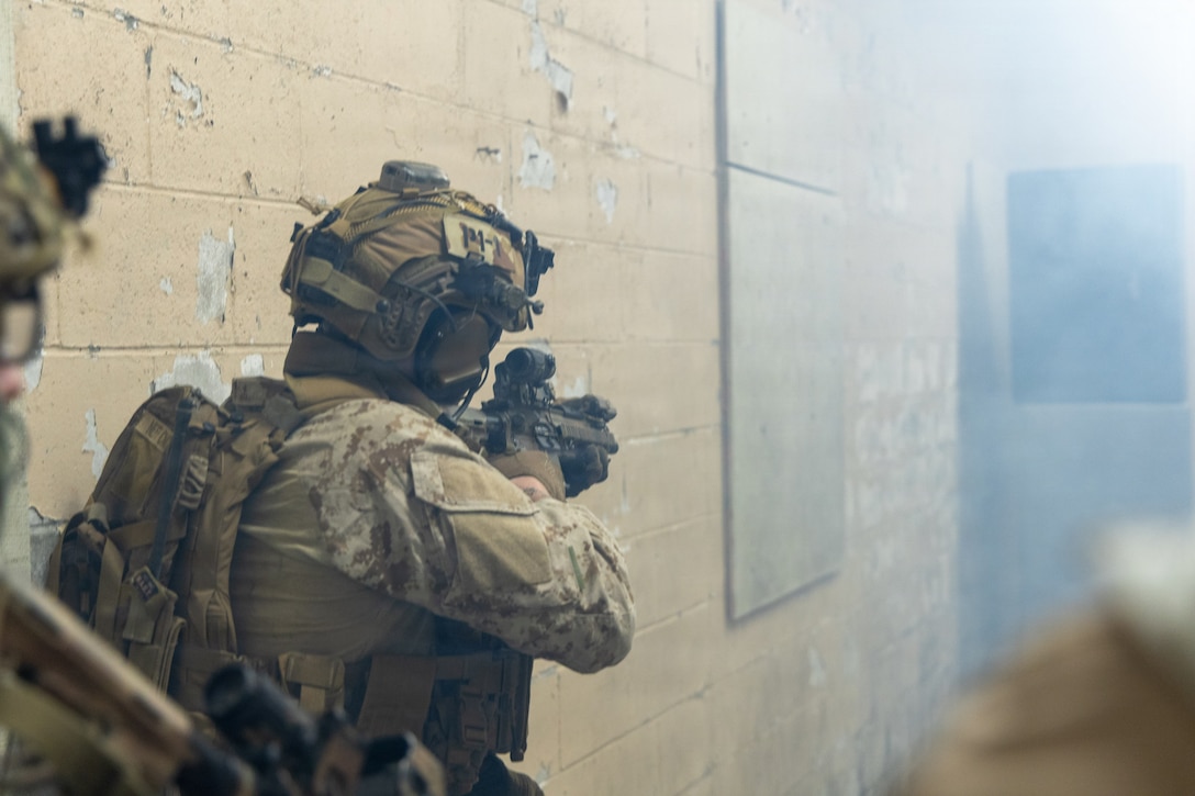 Reconnaissance Marines with the 24th Marine Expeditionary Unit conduct room clearing drills as a part of Close Quarters Tactics training.