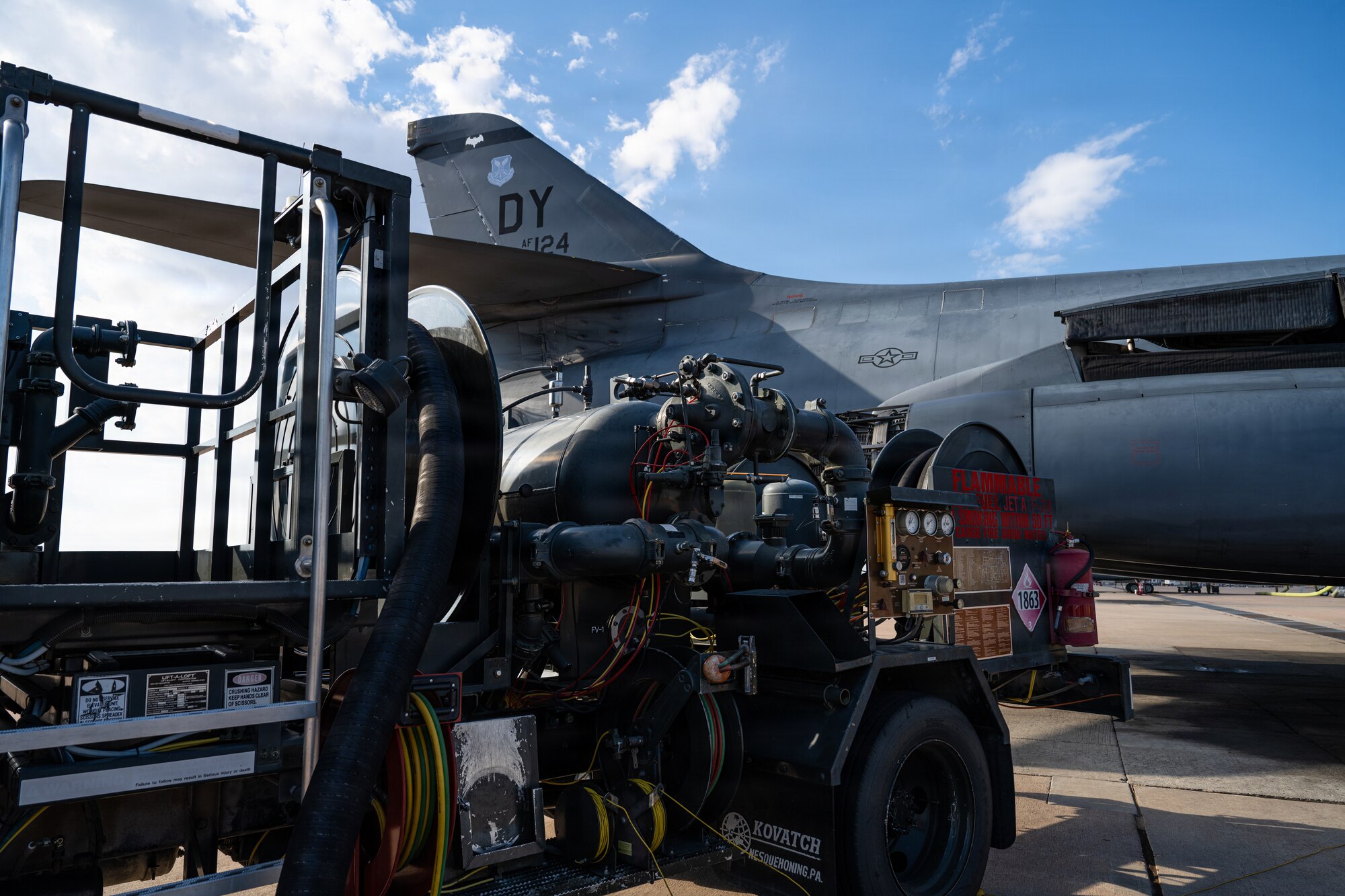 A U.S. Air Force B-1B Lancer assigned to the 9th Bomb Squadron receives fuel during hot-pit refueling operations at Dyess Air Force Base, Texas, Sept. 15, 2025. Hot-pit refueling is the practice of refueling an aircraft with engines running, which increases response time and enables more effective power projection capabilities. (U.S. Air Force photo by Senior Airman Jade M. Caldwell)