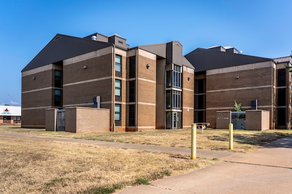 Current exterior photo of the VOLAR Barracks, B4067, at Ft. Campbell, Ky.