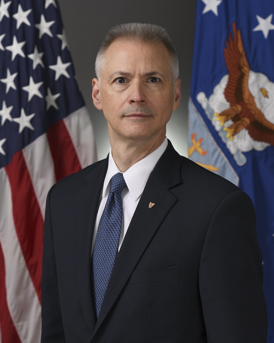 This is the official portrait of Dr. Kevin Geiss