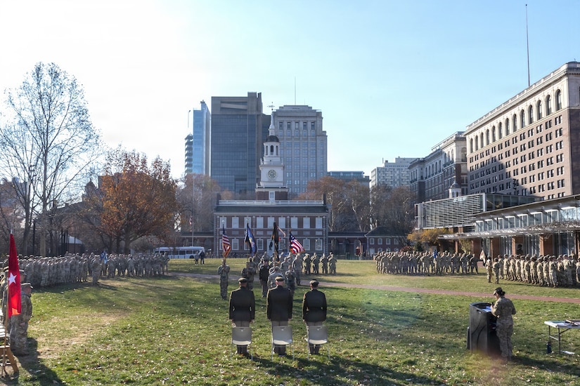 Maj. Michael Tier assumed command of 1st Battalion, 111th Infantry Regiment, 56th Stryker Brigade Combat Team from outgoing commander Lt. Col. David Fittipoldi during a change-of-command ceremony Dec. 7 at Independence Hall in Philadelphia. The 1-111th was founded by Benjamin Franklin on Dec. 7, 1747, and is one of the oldest units in the Pennsylvania National Guard. (U.S. Army National Guard photo by Staff Sgt. Ivan Mendez-Roman)