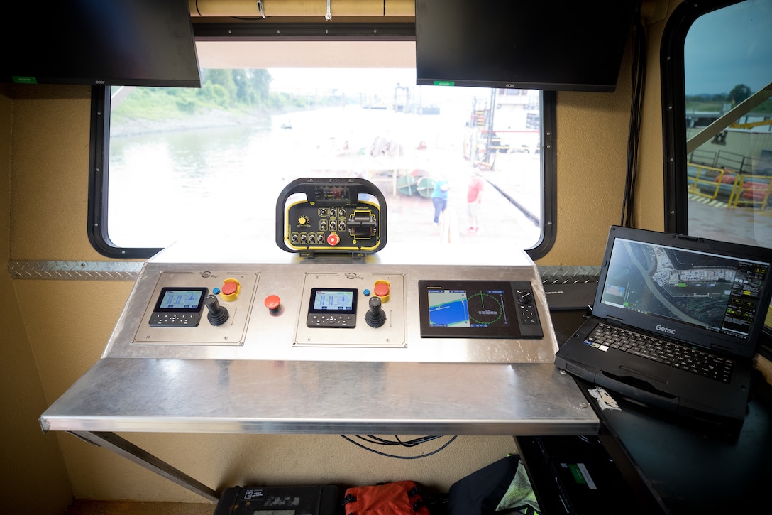 Operational controls for a self-driving barge.