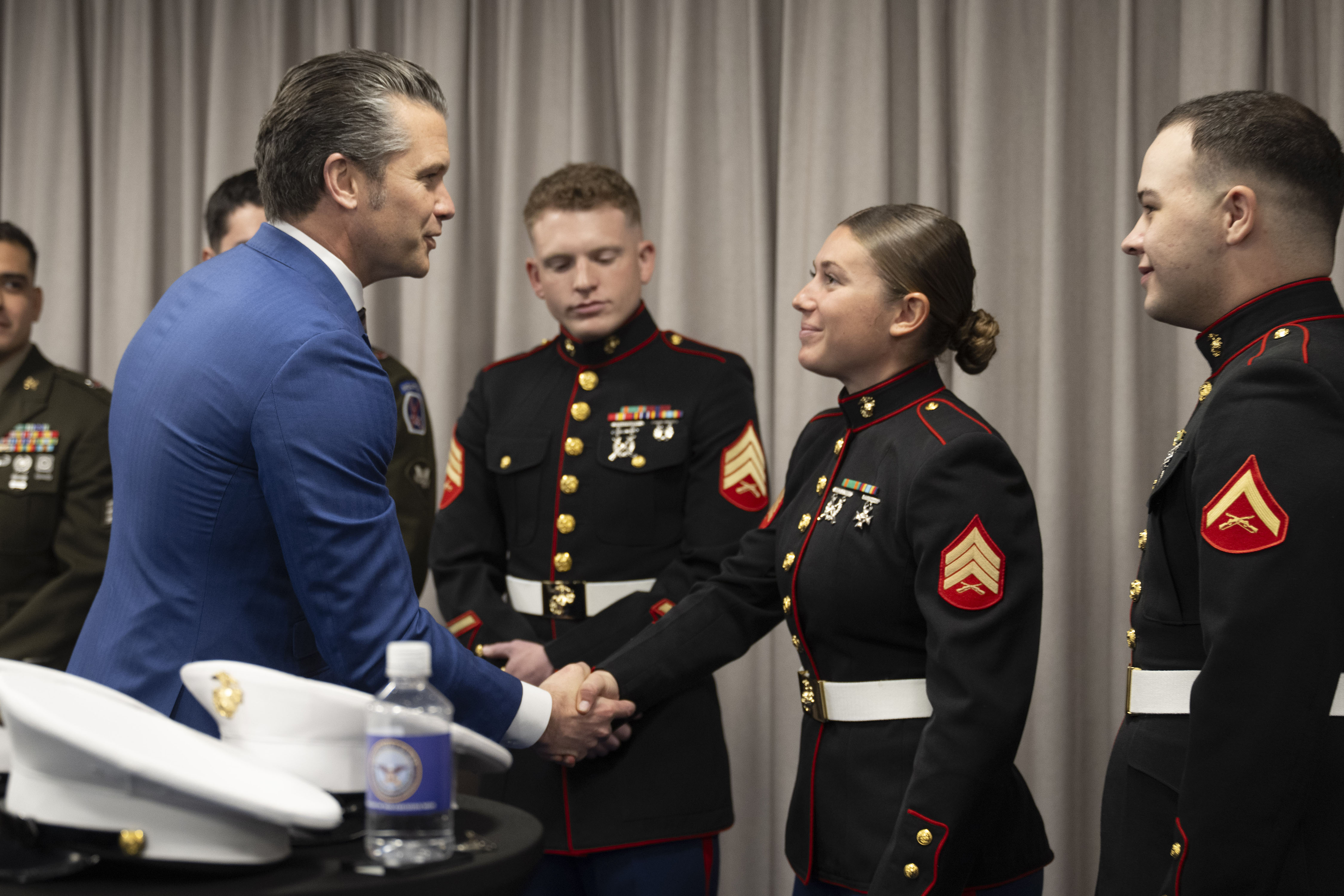 Trump Awards Soldiers, Marines Border Defense Medal > U.S. Department of  War > Defense Department News | U.S. Department of War