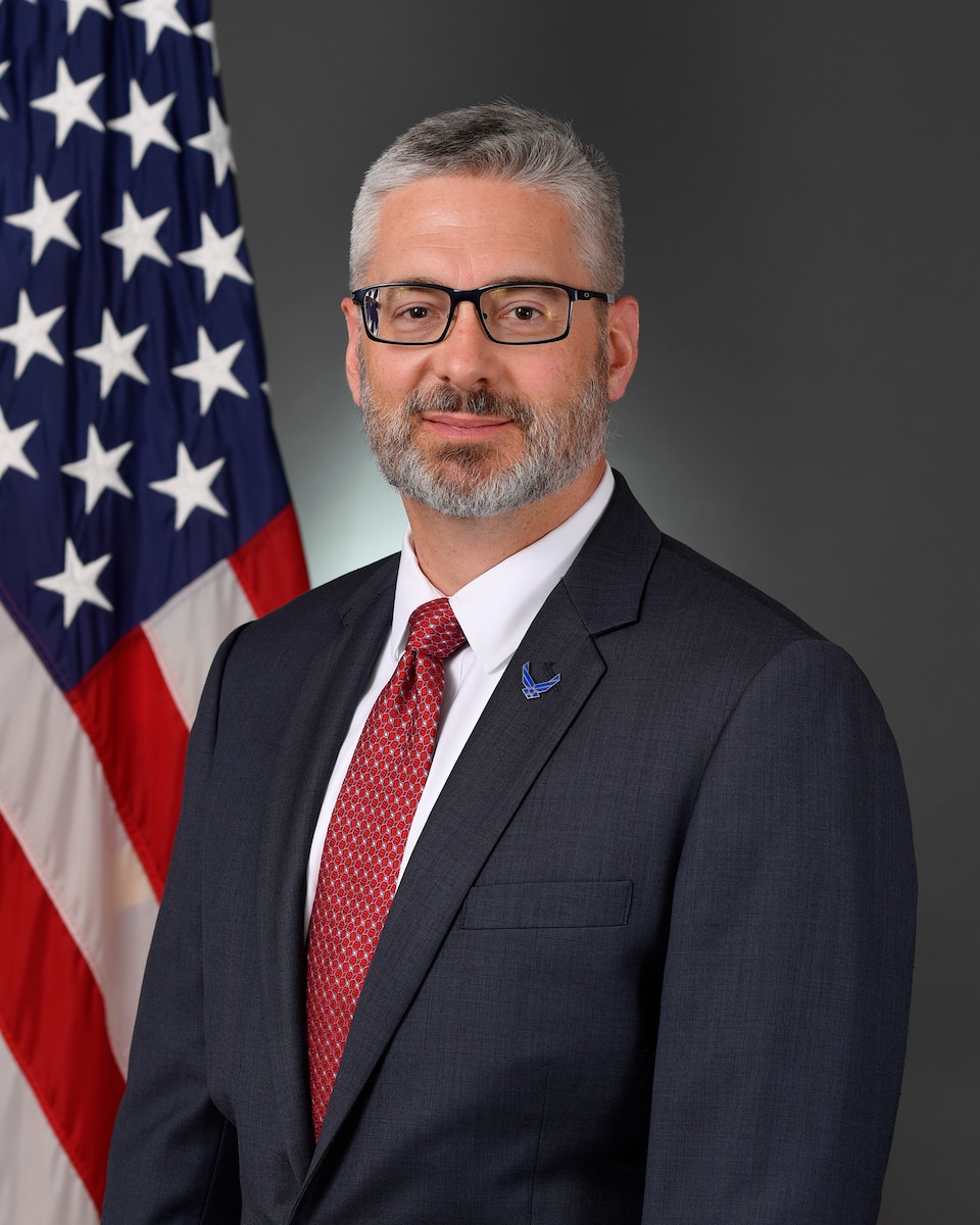 Sean Dalton official portrait.