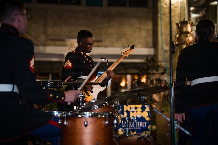 Marine Band San Diego performs at Little Italy’s tree lighting ceremony