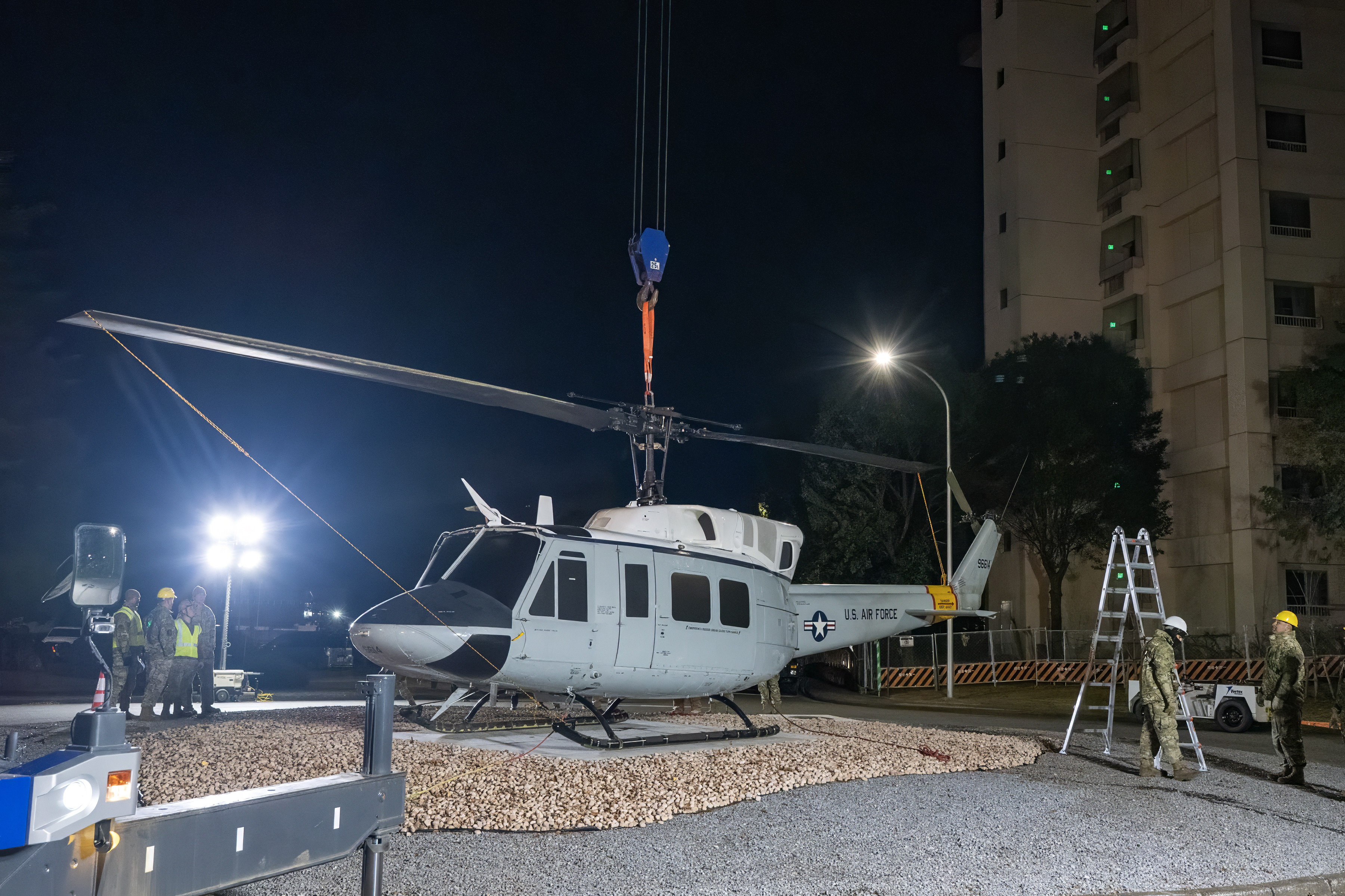 Photos - Tag 459th Airlift Squadron