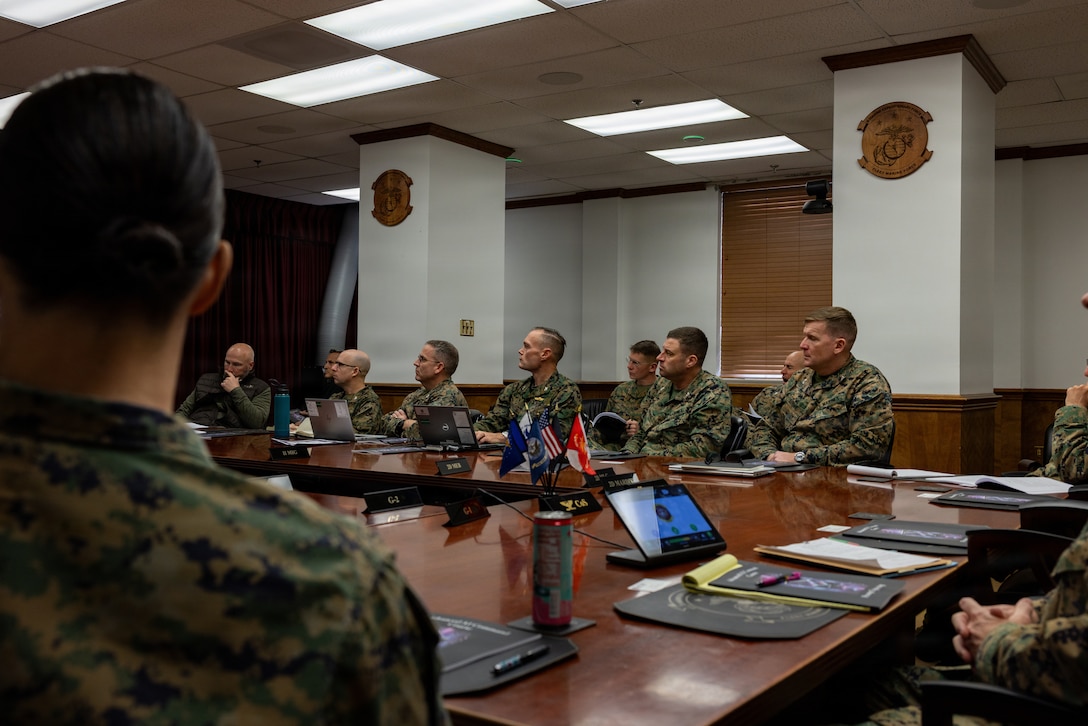 U.S. Marines with II Marine Expeditionary Force attend the Advanced Artificial Intelligence Command Course at Marine Corps Base Camp Lejeune, North Carolina, Dec. 12, 2025. The course is designed to train servicemembers in prompt engineering, creating an efficient workflow with AI tools in the military environment. (U.S. Marine Corps photo by Lance Cpl. Payton Walley)