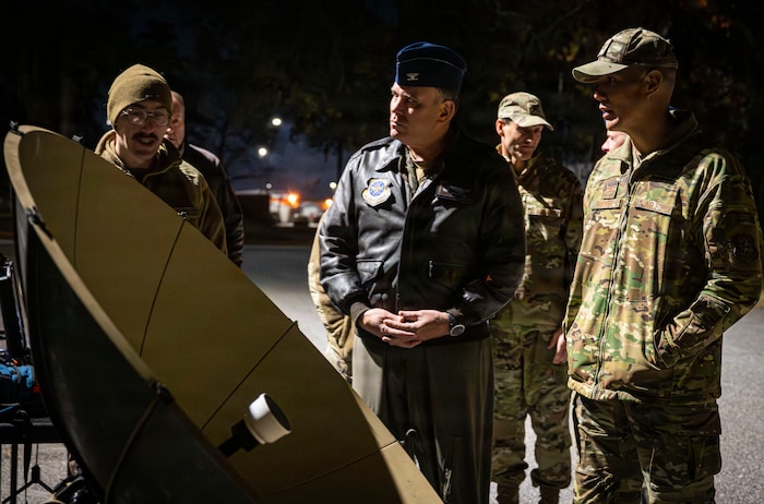 628tj ABW and 437th Airlift Wing leadership is briefed on Communications hardware.