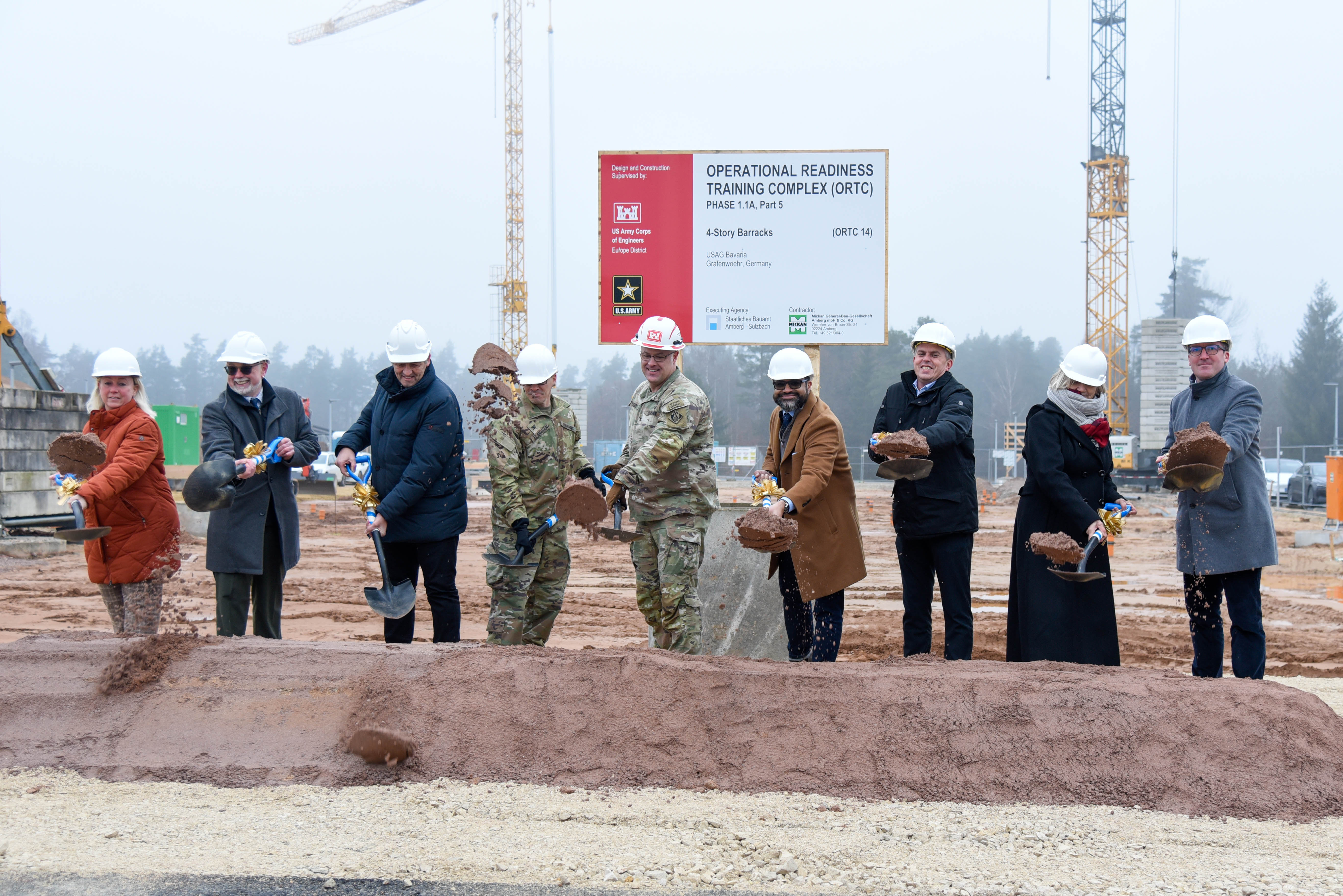 洋楽 Division Germania First ORTC buildings rising as USAG Bavaria breaks ground > North