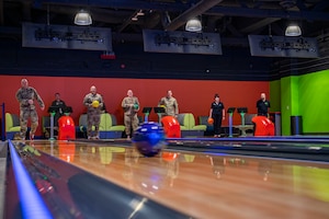 Military members bowl.