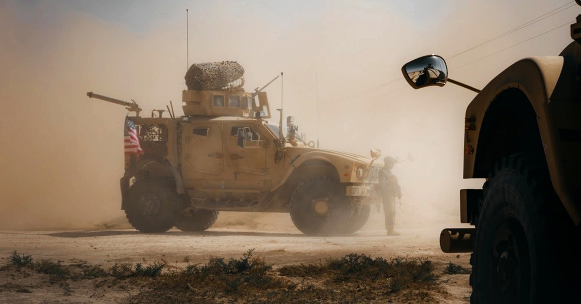U.S. Soldiers assigned to D Company, 1st Battalion, 133rd Infantry Regiment, Iowa Army National Guard, provide security at a landing zone within the U.S. Central Command area of responsibility, Dec. 14, 2025