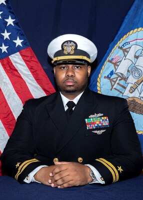 250321-N-N0443-3005 NAVAL STATION ROTA, Spain (March 21, 2025) Official portrait of Lt. William Gaddy.  (U.S. Navy photo)