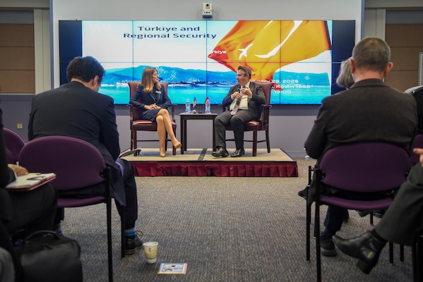 Dr. Denise Natali (left) speaks to Ambassador of the Republic of Türkiye, His Excellency Sedat Önal (right), at the National Defense University on January 29, 2025.