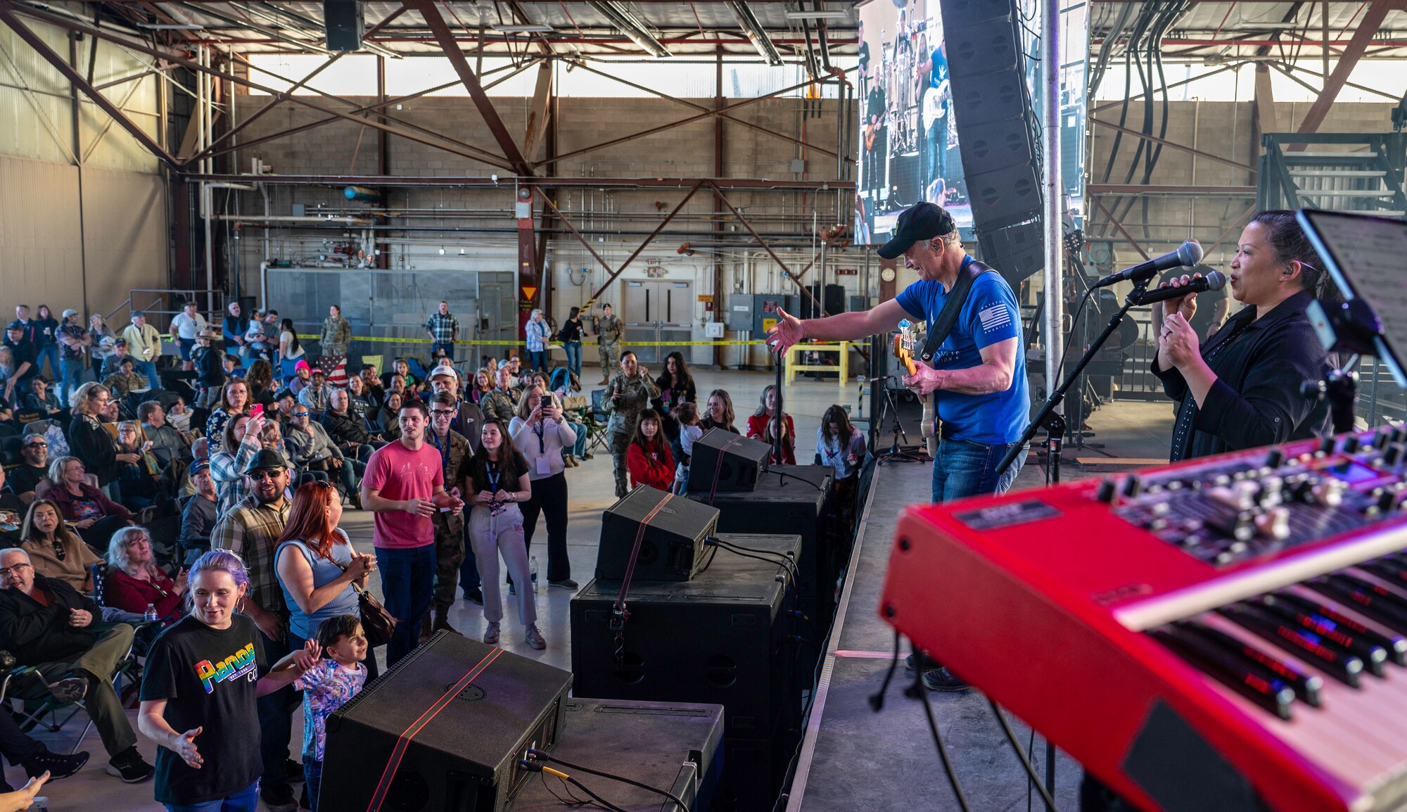 Gary Sinise and the Lt. Dan Band performing