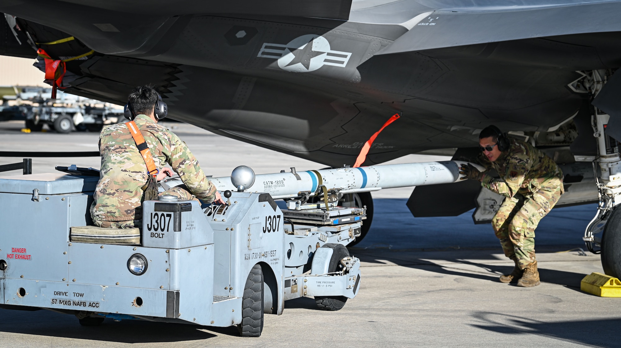 F-35 Hot Turns