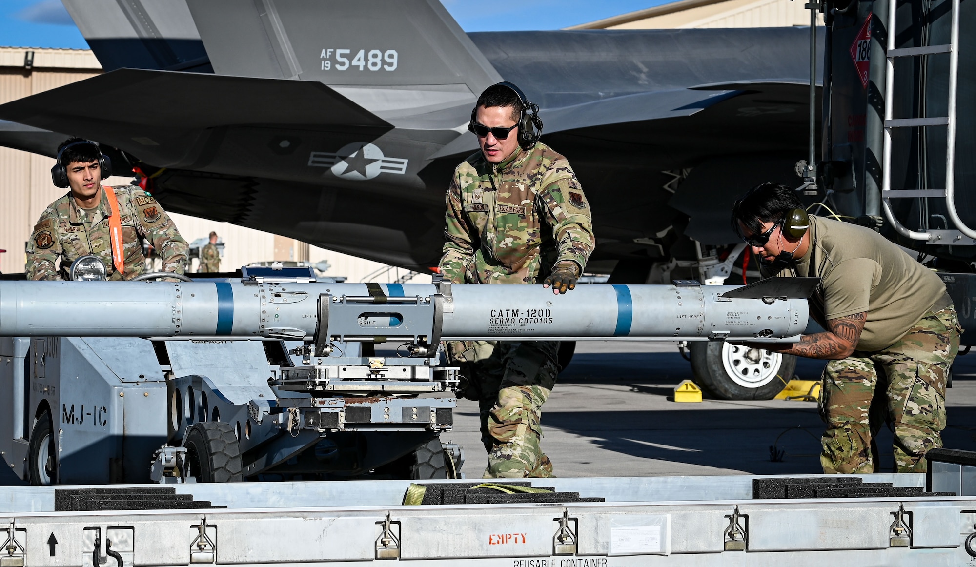 F-35 Hot Turns