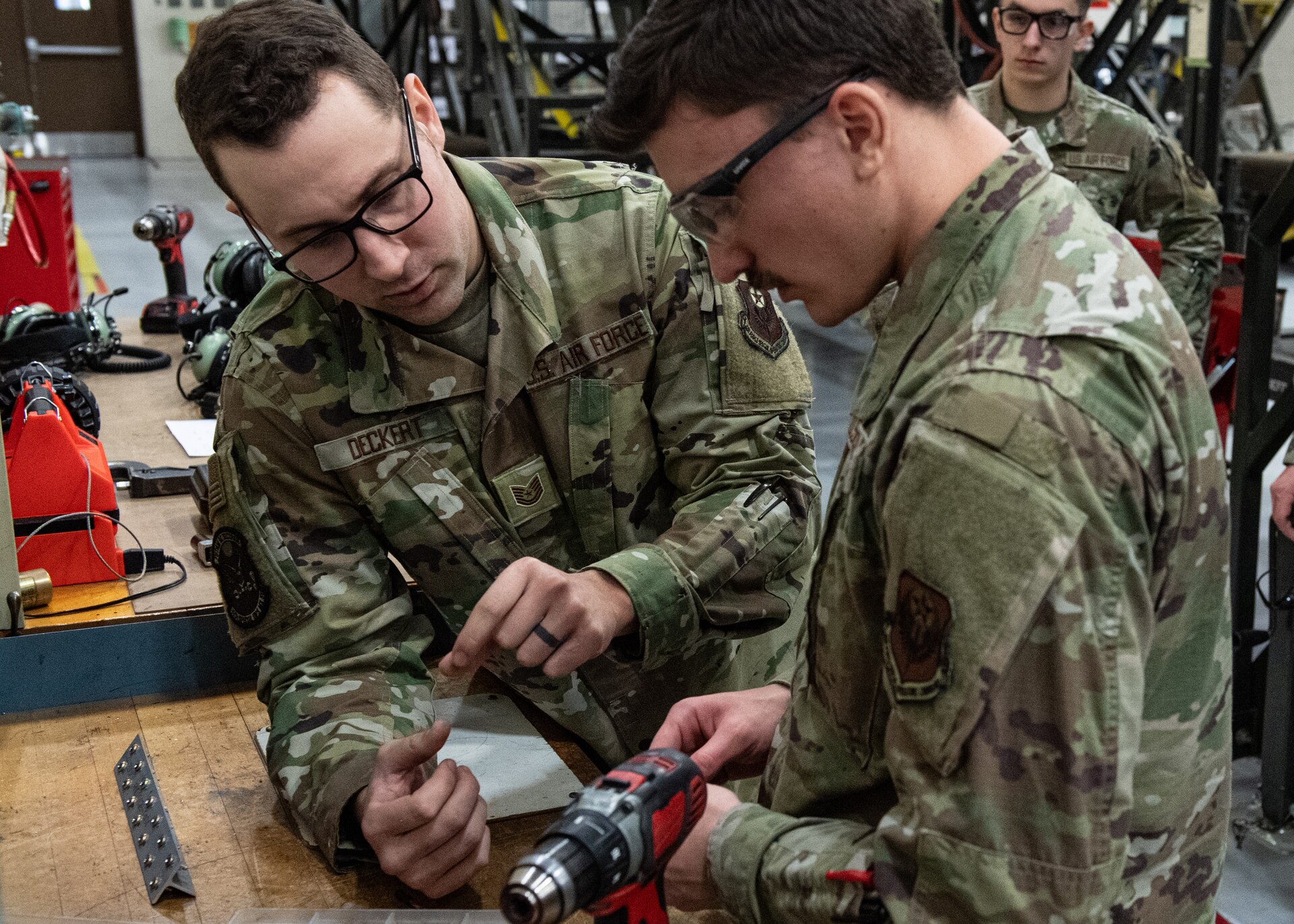 U.S. Air Force Airmen of the 193rd Special Operations Wing participate in learning new maintenance tasks in Middletown, Pennsylvania, Feb. 1, 2025.