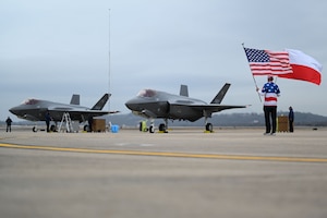 A Polish F-35A Lightning II pilot executes ground operations at Ebbing Air National Guard Base, Arkansas, Jan. 29, 2025.