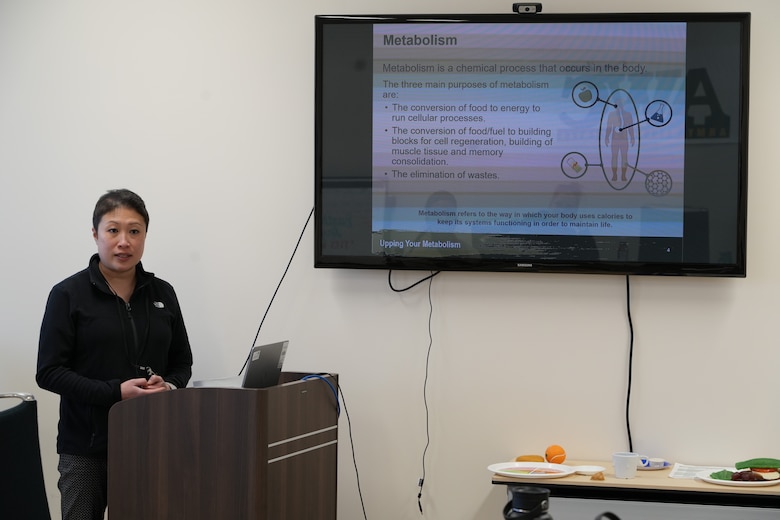 Shannon Vo, Lead Health Educator and Director for the Camp Zama Army Wellness Center, briefs participants during a nutrition course, February 21, 2023. Courses like the health nutrition, pictured above, are among six kinds offered to Department of Defense (DoD) civilians and their families, along with active-duty servicemembers living and working on Camp Zama.
