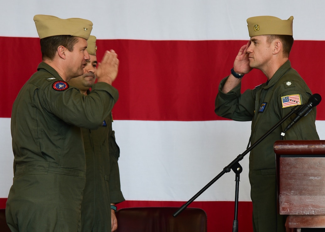 VT-9 Hosts Change of Command