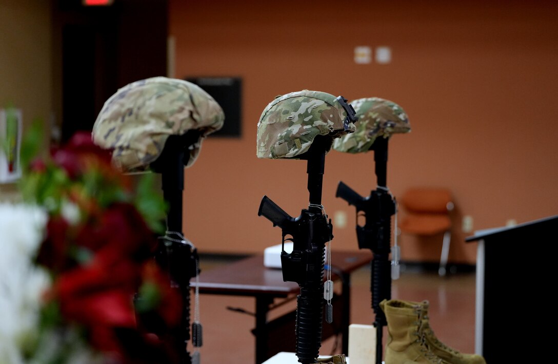 Forensic Exploitation Directorate Showcases Critical Capabilities to 
412th TEC Leadership