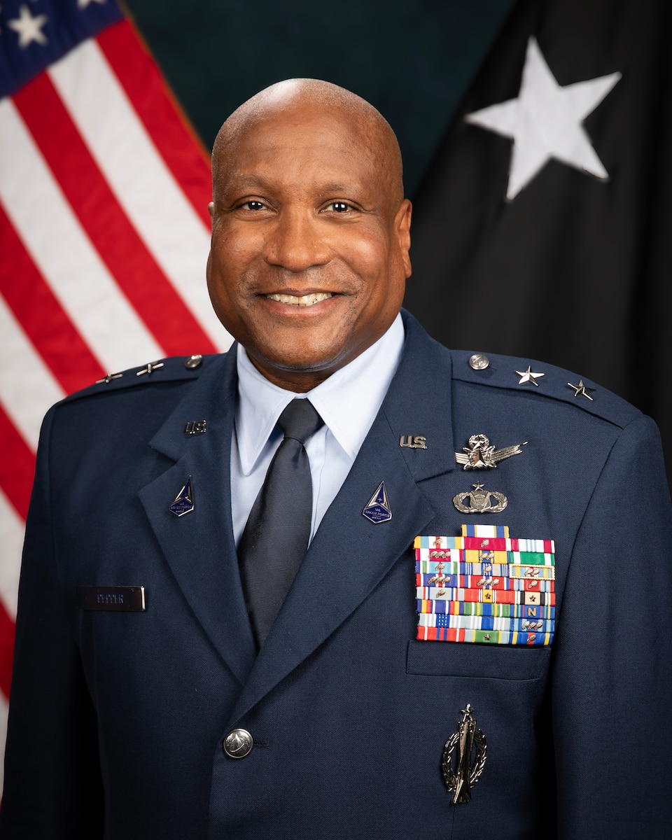 Official photo of Maj. Gen. Pepper.