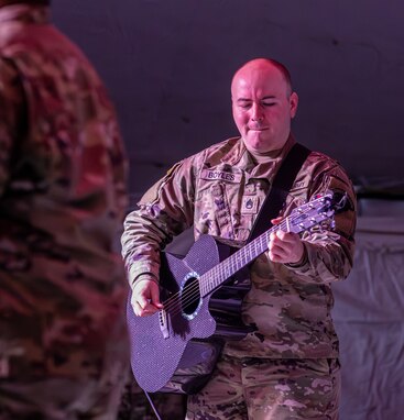 Zehnder’s Snowfest welcomes 338th Army Band and Spc. Bryan Clark