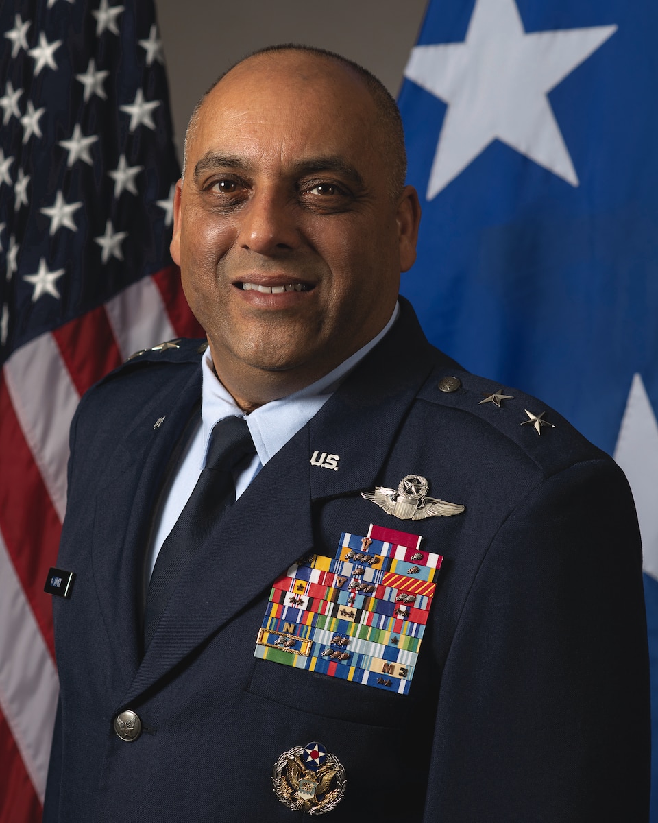 Official photo of Maj. Gen. Akshai Gandhi.
