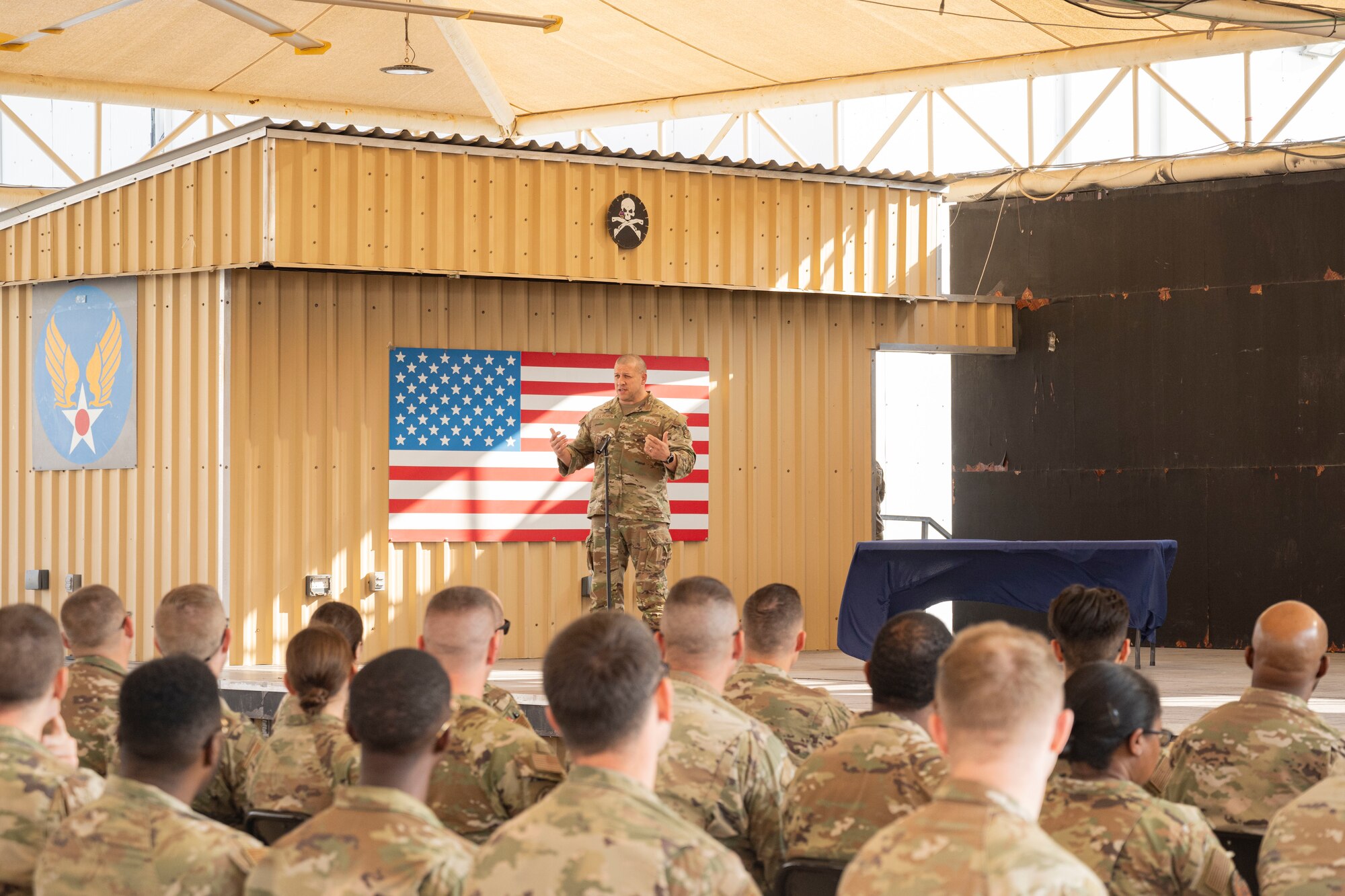 Wing leadership speaks to Airmen