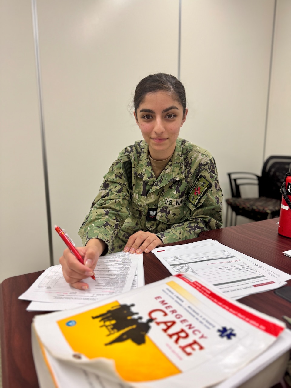 サカナ 米海軍沖縄病院チャレンジ／Naval Hospital U.S. Naval Hospital Okinawa is Providing the Lifesaving Training