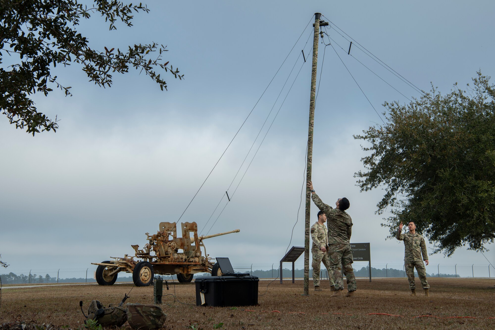 Airmen set up antenna