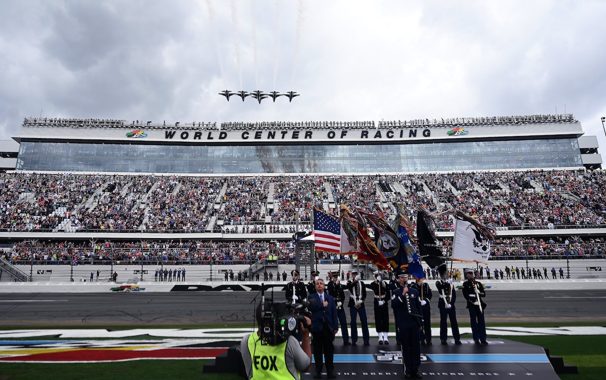 Jets flyover at the Daytona 500.